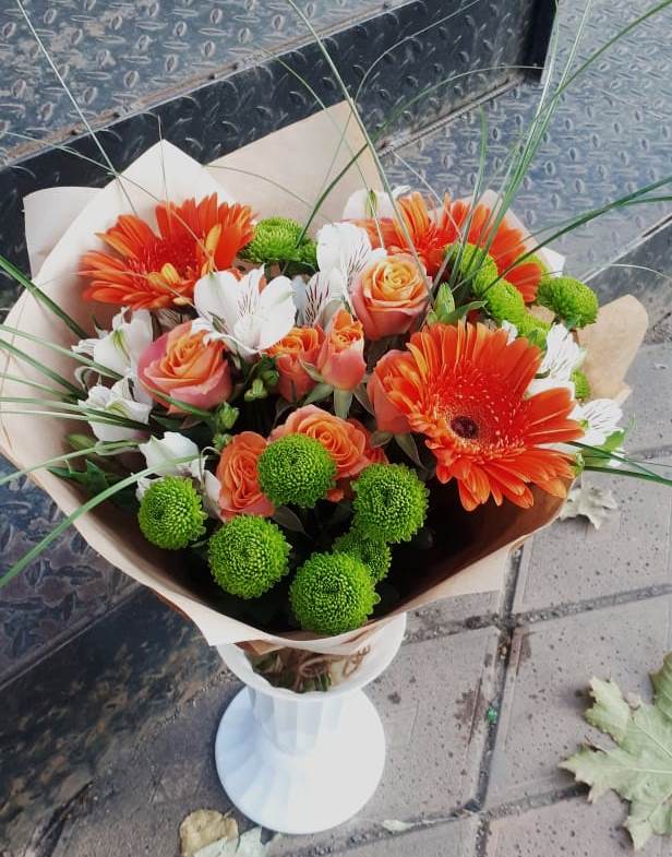 Букет цветов из: Герберы, Хризантемы, Альстромерии и Розы в Старогладовской