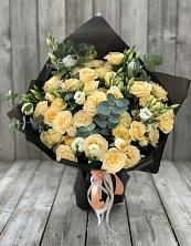 Букет цветов из:  Розы и Лизиантусы в Старогладовской