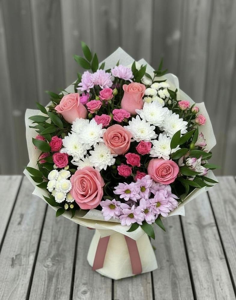 Букет цветов из: Альстромерии, Гвоздики, Розы и Хризантемы в Старогладовской