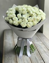 Букет 35 Белых роз в Старогладовской