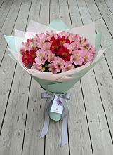 Букет цветов из:  Альстромерии #REPLACE_PRED# Старогладовской