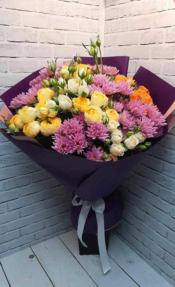 Букет цветов из: Хризантемы и Розы в Старогладовской