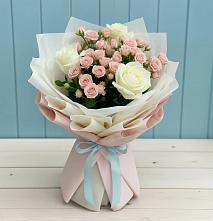 Букет цветов из:  Розы в Старогладовской