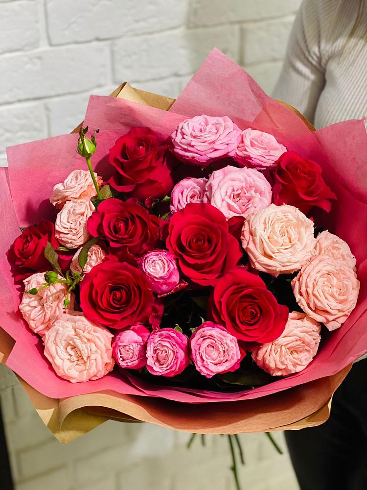 Букет цветов из: Розы в Старогладовской