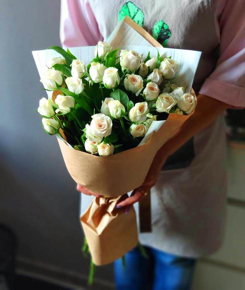Букет цветов из: Розы в Старогладовской