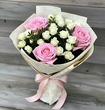Букет цветов из:  Розы в Старогладовской