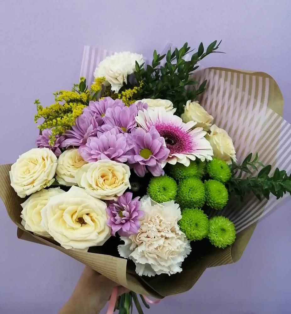 Букет цветов из: Хризантемы, Розы, Гвоздики и Герберы в Старогладовской