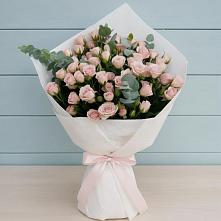 Букет цветов из:  Розы в Старогладовской