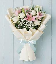 Букет цветов из:  Лилии в Старогладовской