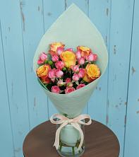 Букет цветов из:  Розы в Старогладовской